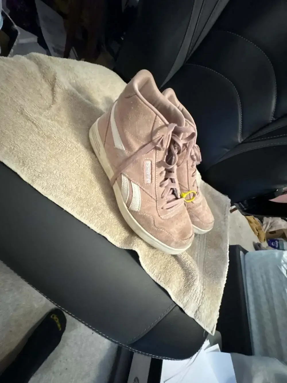 Reebok High Top Sneakers Size 8.5 Pink Suede
